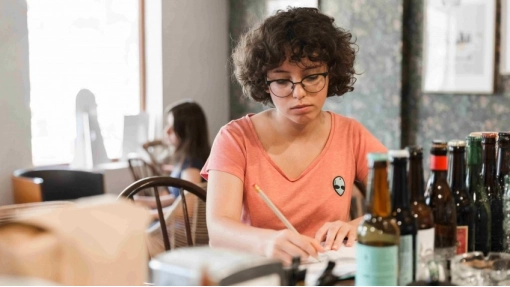 From Studio to Sale: How Local Artisans Can Sell Art Online in Canada, Hassle-Free