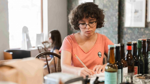 From Studio to Sale: How Local Artisans Can Sell Art Online in Canada, Hassle-Free