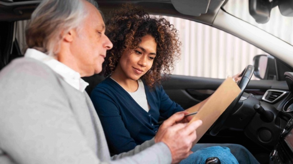 Master the Road: Affordable Driving Lessons & License Guide for Newcomers in Canada