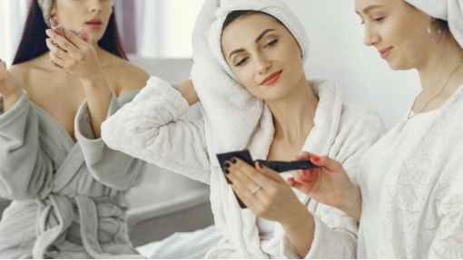 چالش پیدا کردن متخصص زیبایی در کانادا
