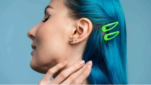 بررسی قیمت پیرسینگ بینی و گوش در ونکوور و تورنتو: زیبایی و سلامت در کنار هم