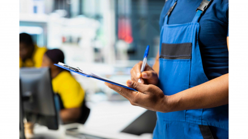 راهنمای کامل خدمات حرفه&zwnj;ای و فنی در کانادا