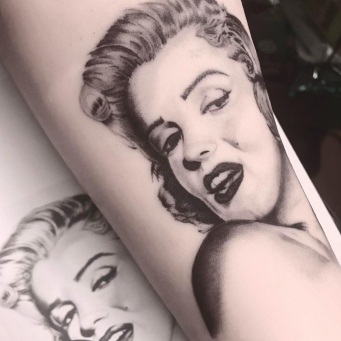 تتو بدن در ونکوور