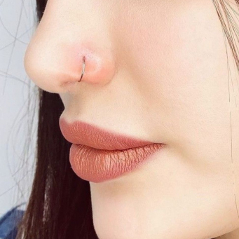 پیرسینگ گوش/بینی در ونکوور