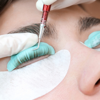 لیفت و لمینت مژه - تورنتو