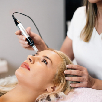 میکرونیدلینگ در ونکوور