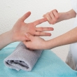 ماساژ و مراقبت دست در تورنتو