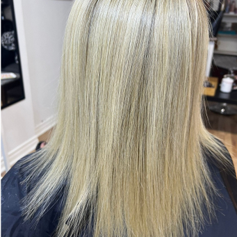 سالن زیبایی