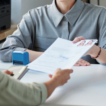 خدمات مهاجرتی