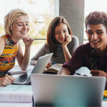 خدمات مهاجرتی